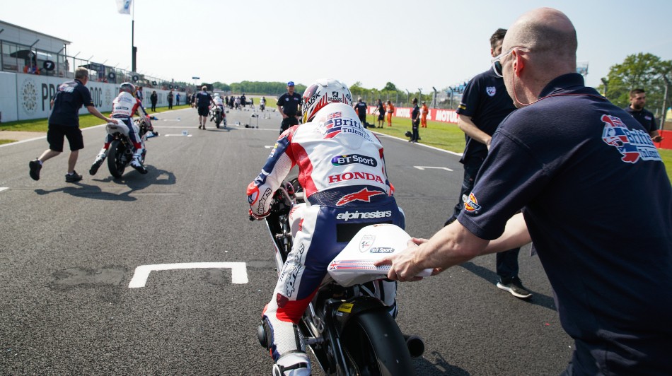 Atmosphere grid Race 1