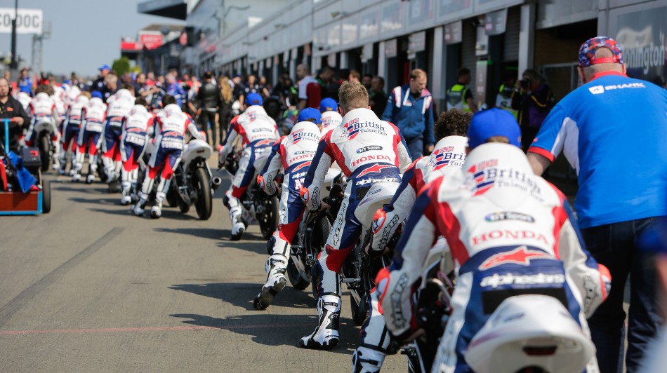 Atmosphere grid Race 1