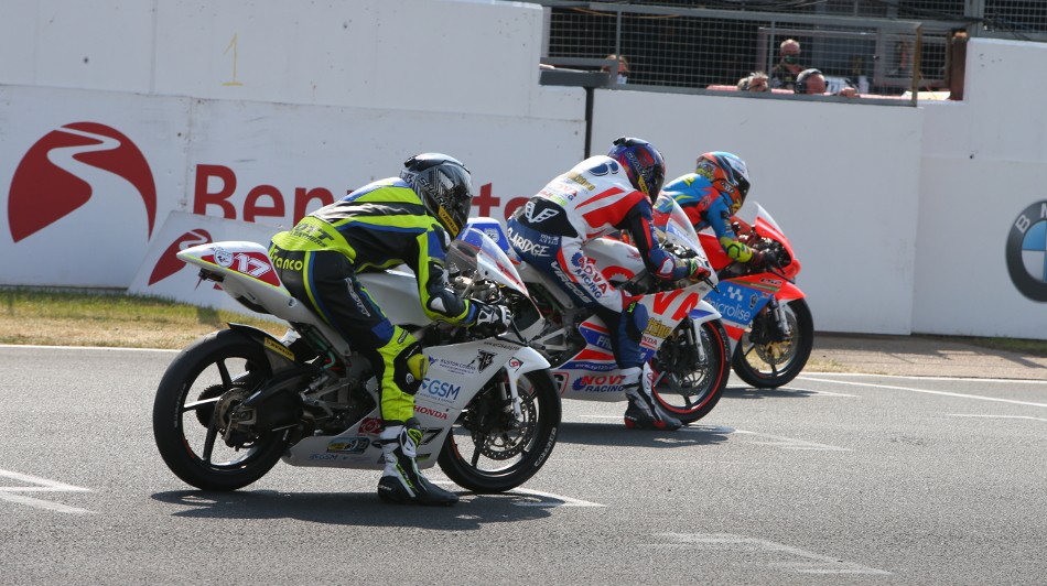 Donington BTC race 2