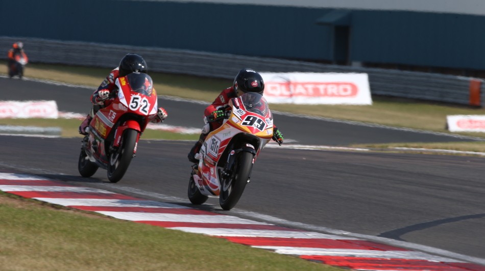 Donington BTC race 2