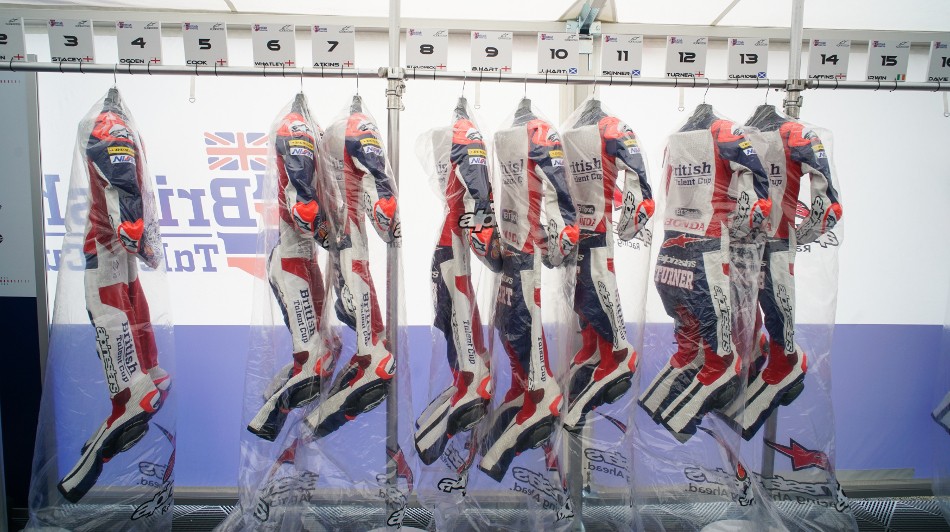 Atmosphere Donington Park 2