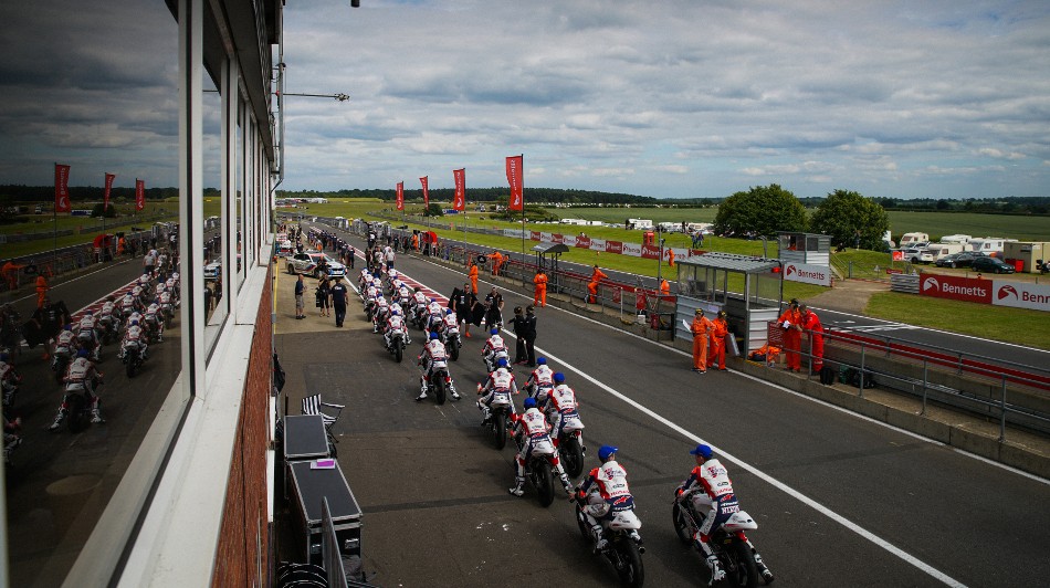 Race 1 Snetterton