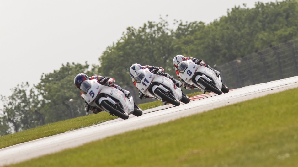 Cook, Skinner and Strudwick at race