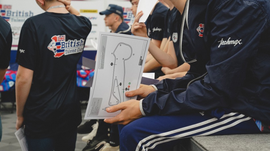 Atmosphere Snetterton