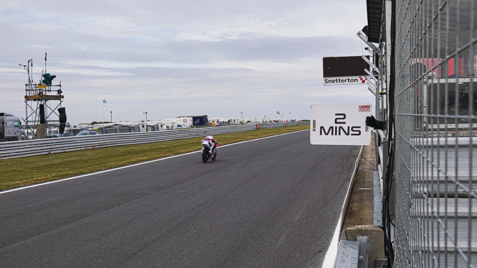 Atmosphere Snetterton