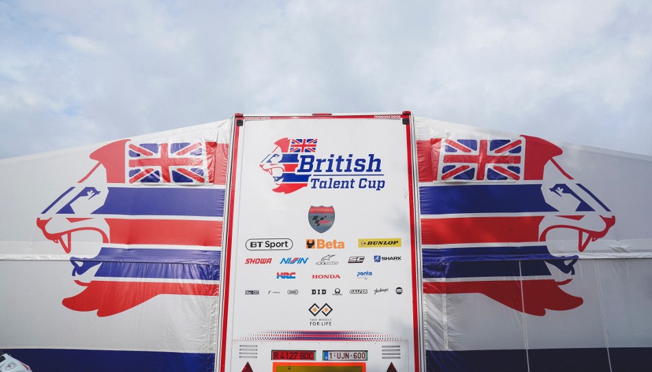 Atmosphere Snetterton