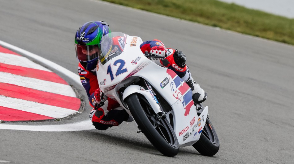 Atmosphere Race Donington Park 1