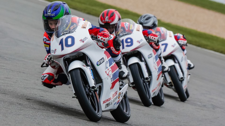 Atmosphere Race Donington Park 1