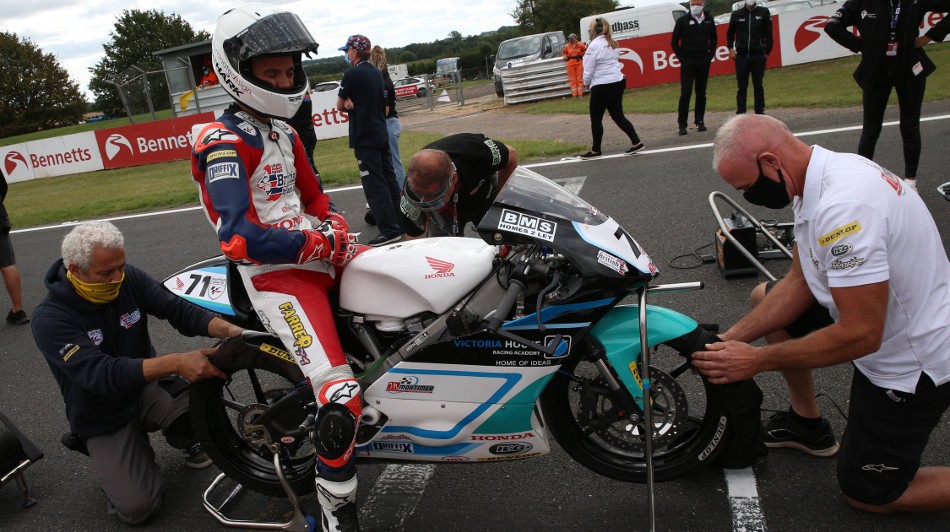 Snetterton grid race 2