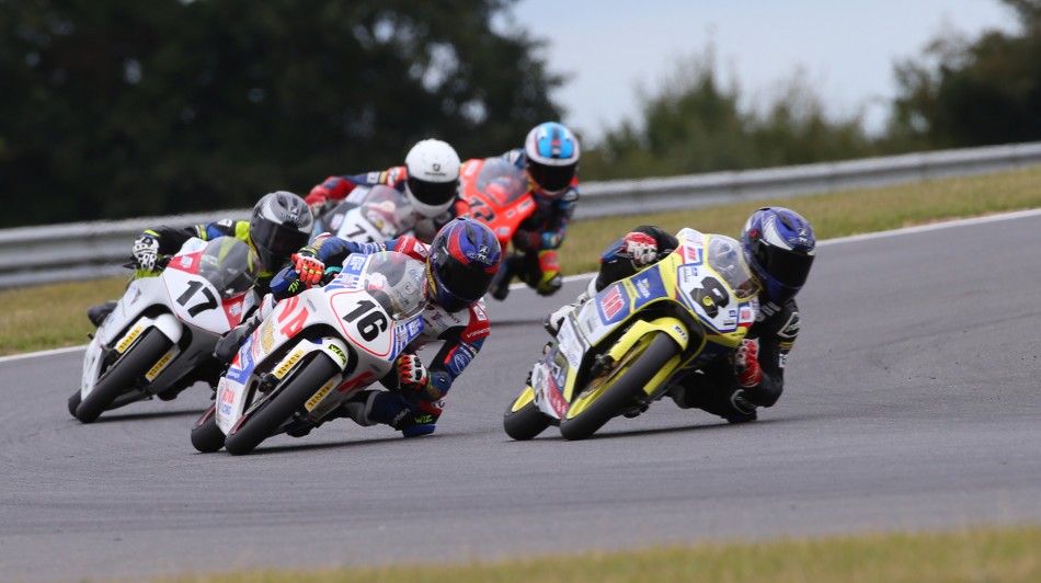 Snetterton race 2