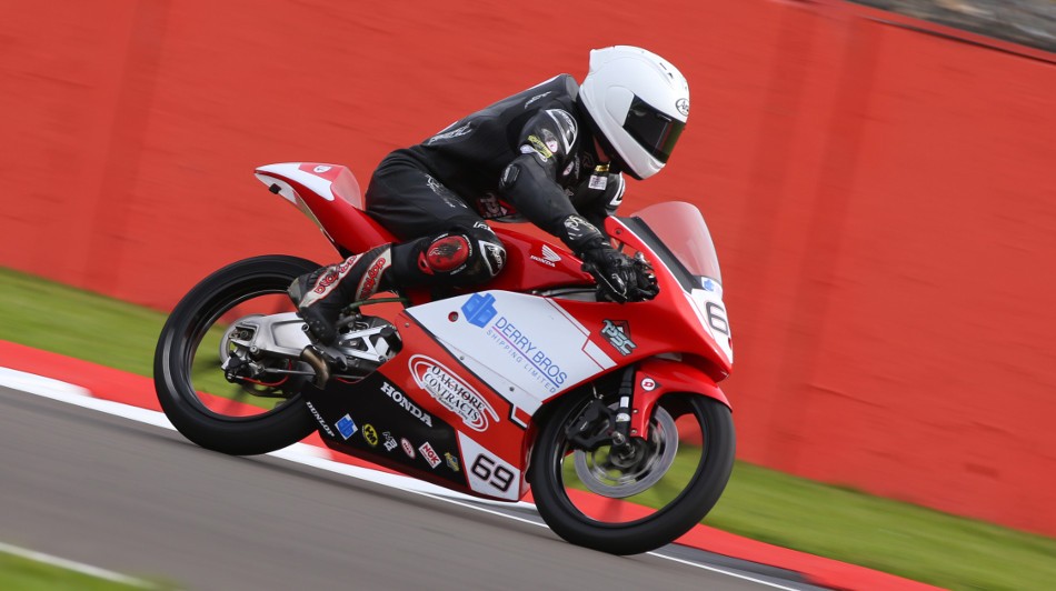 Riders on track FP Friday