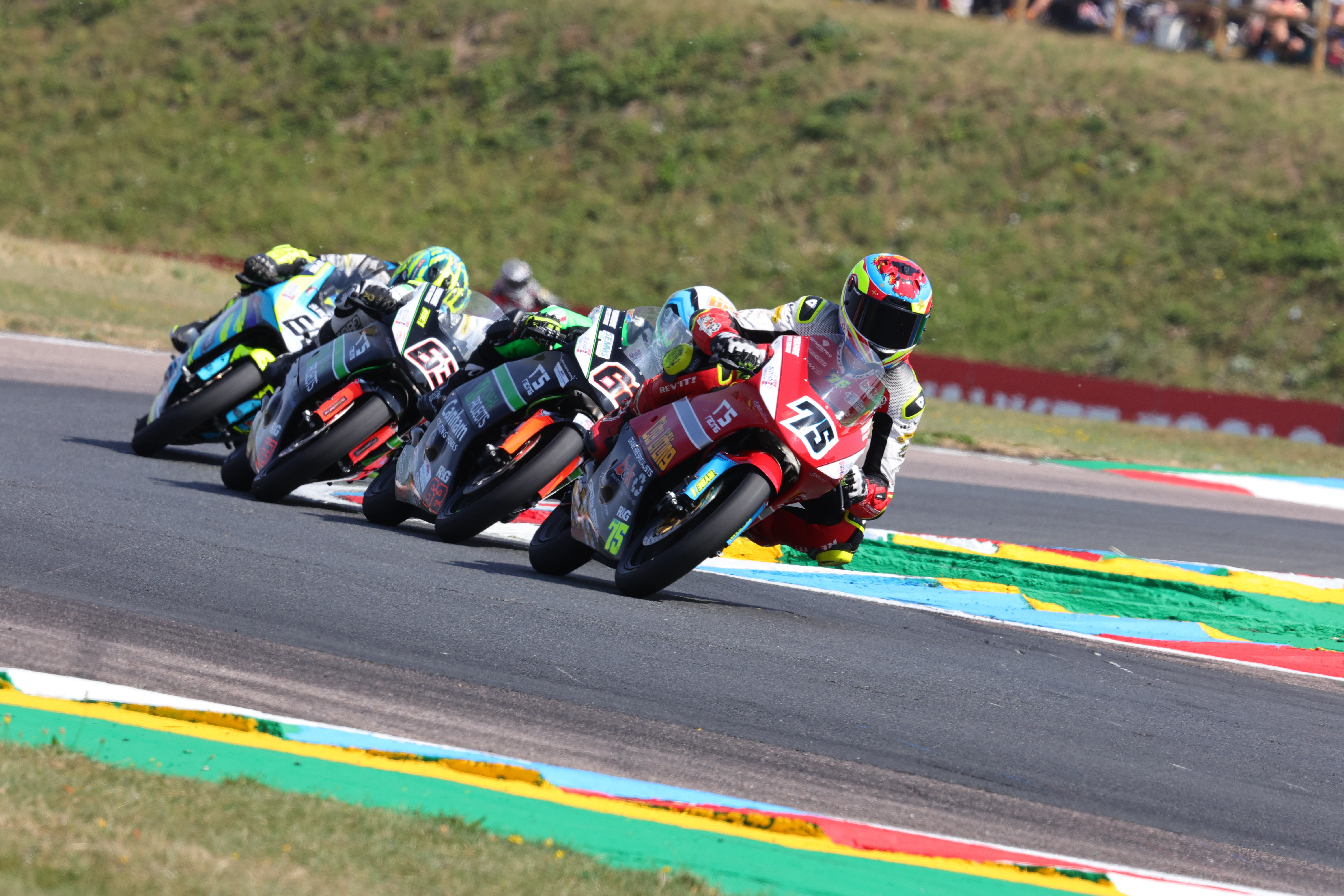 Round 5 Thruxton Race 2