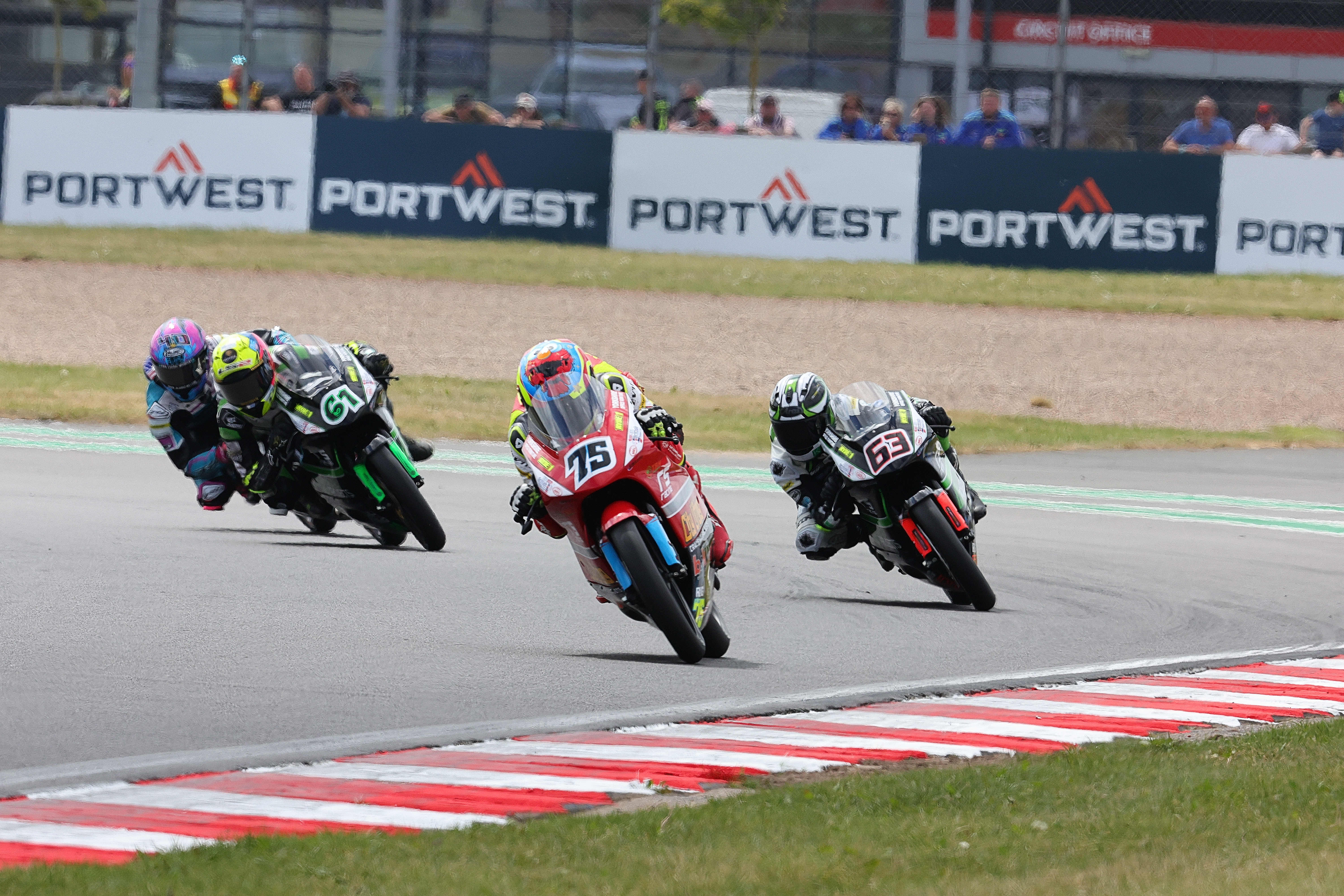 Round 1 Donington Park Race 1