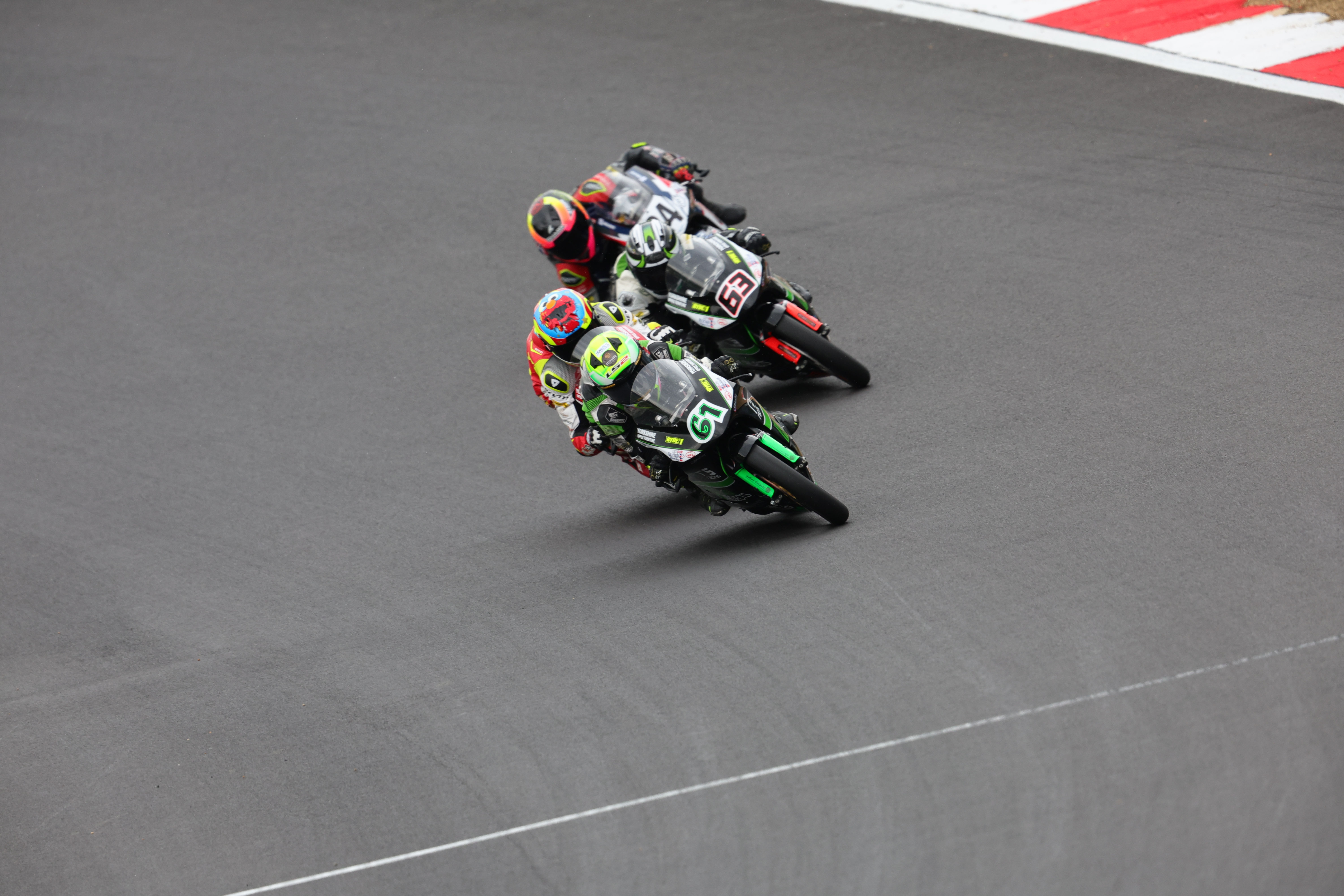 Round 4 Brands Hatch Race 1